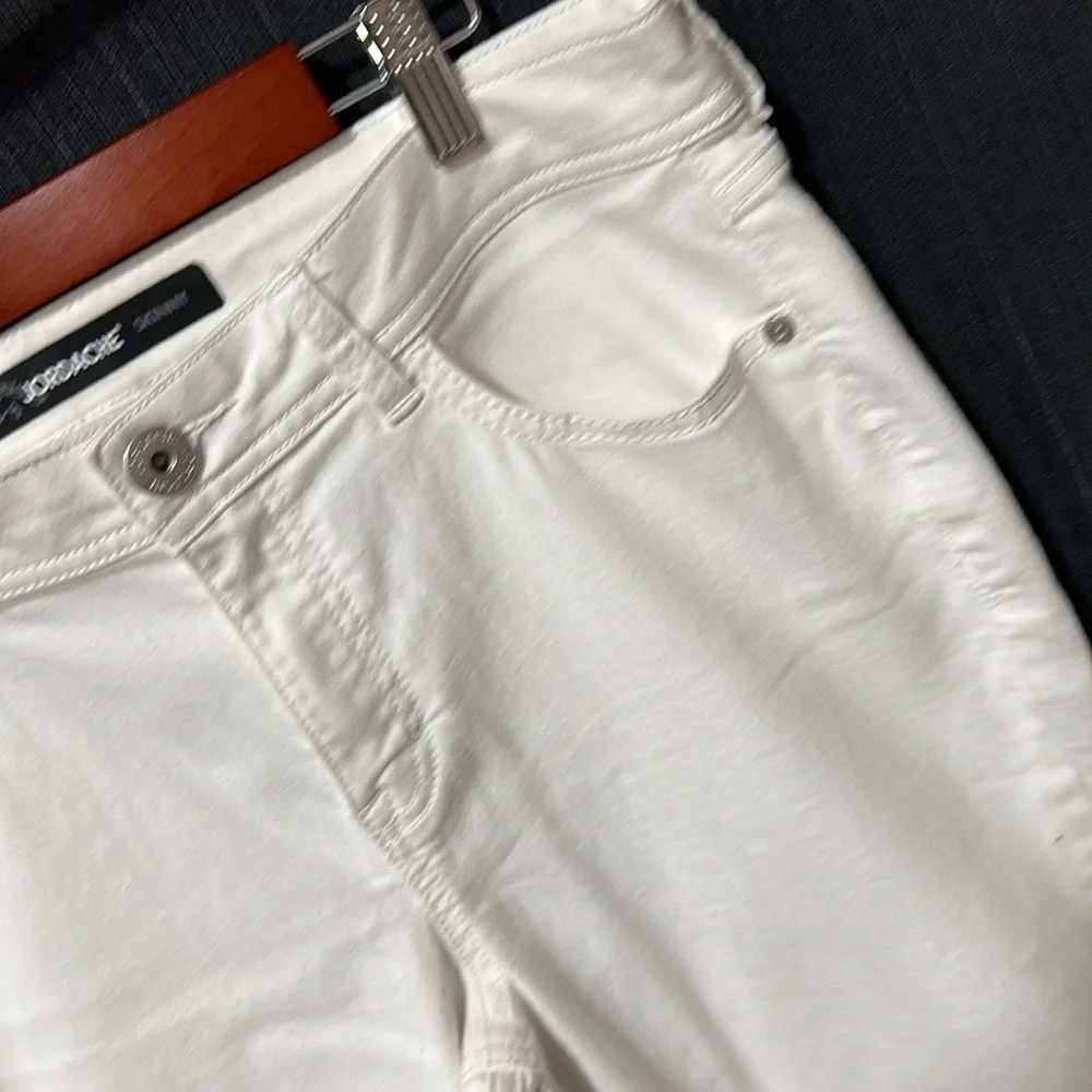 Jordache brand skinny‎ white jeans /Size 14 / N-22